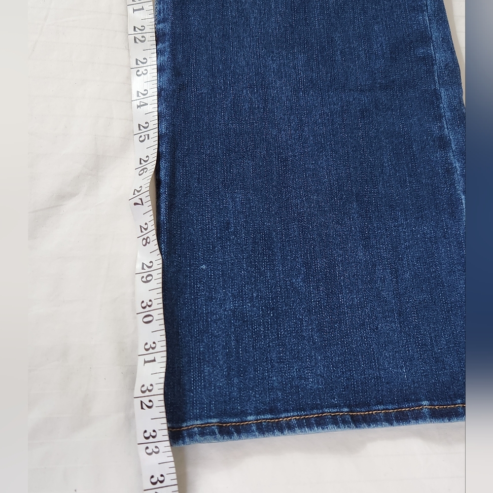 Kut from the Kloth Dark Flare Wide Leg Jeans. SKU D06 - Picture 4 of 6